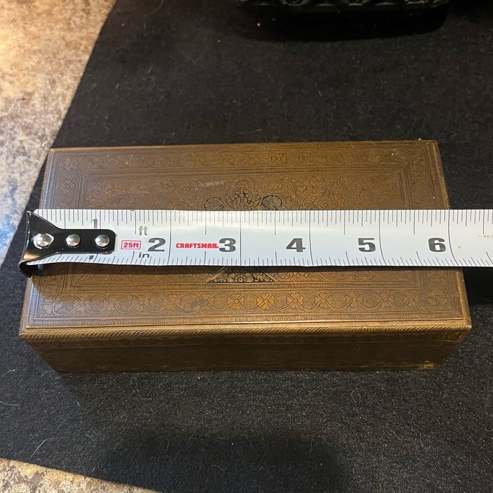 Vintage Metal Box / Money Box - Picture 13 of 16